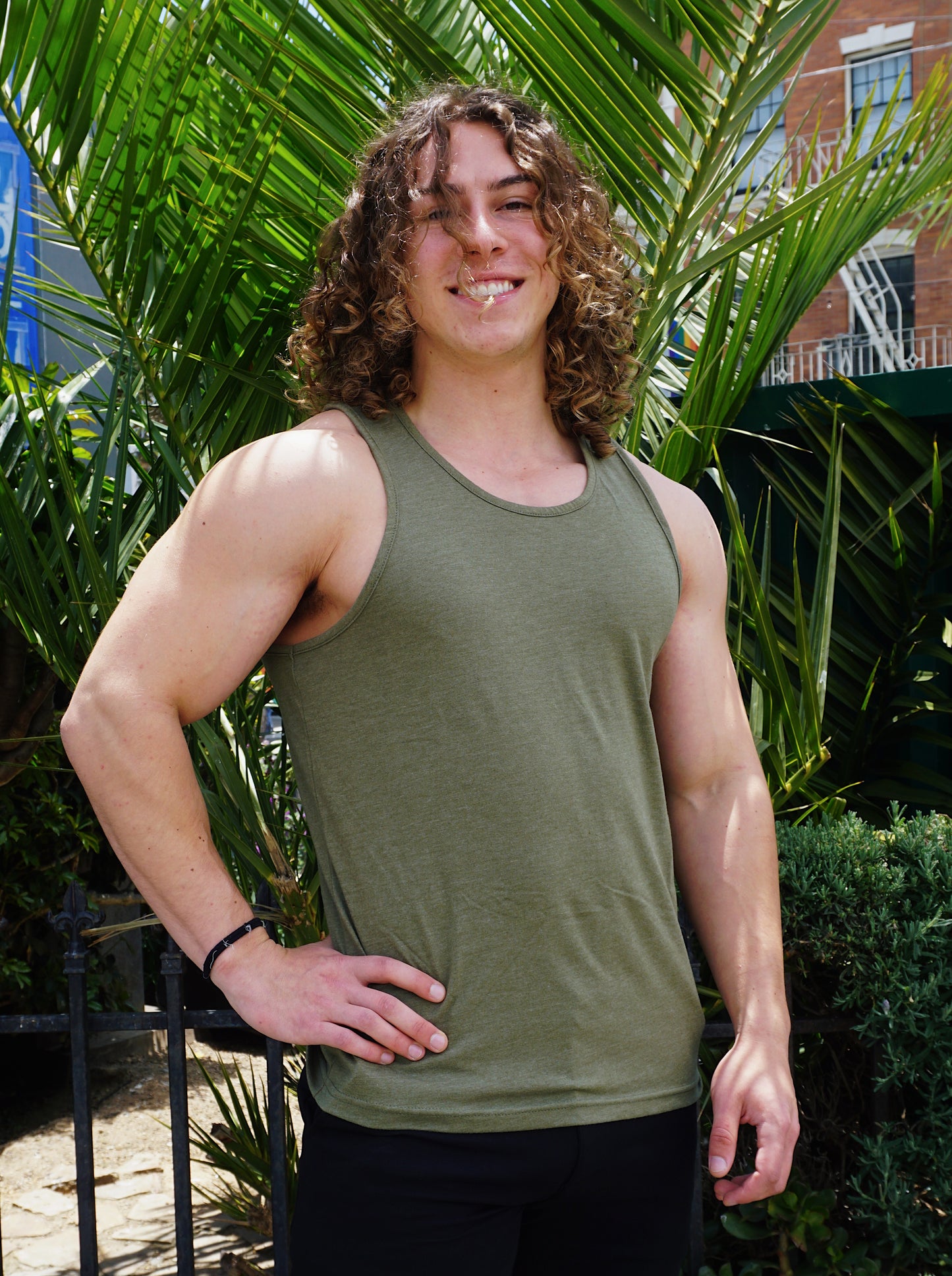ROLO BASIC TANK - MILITARY OLIVE