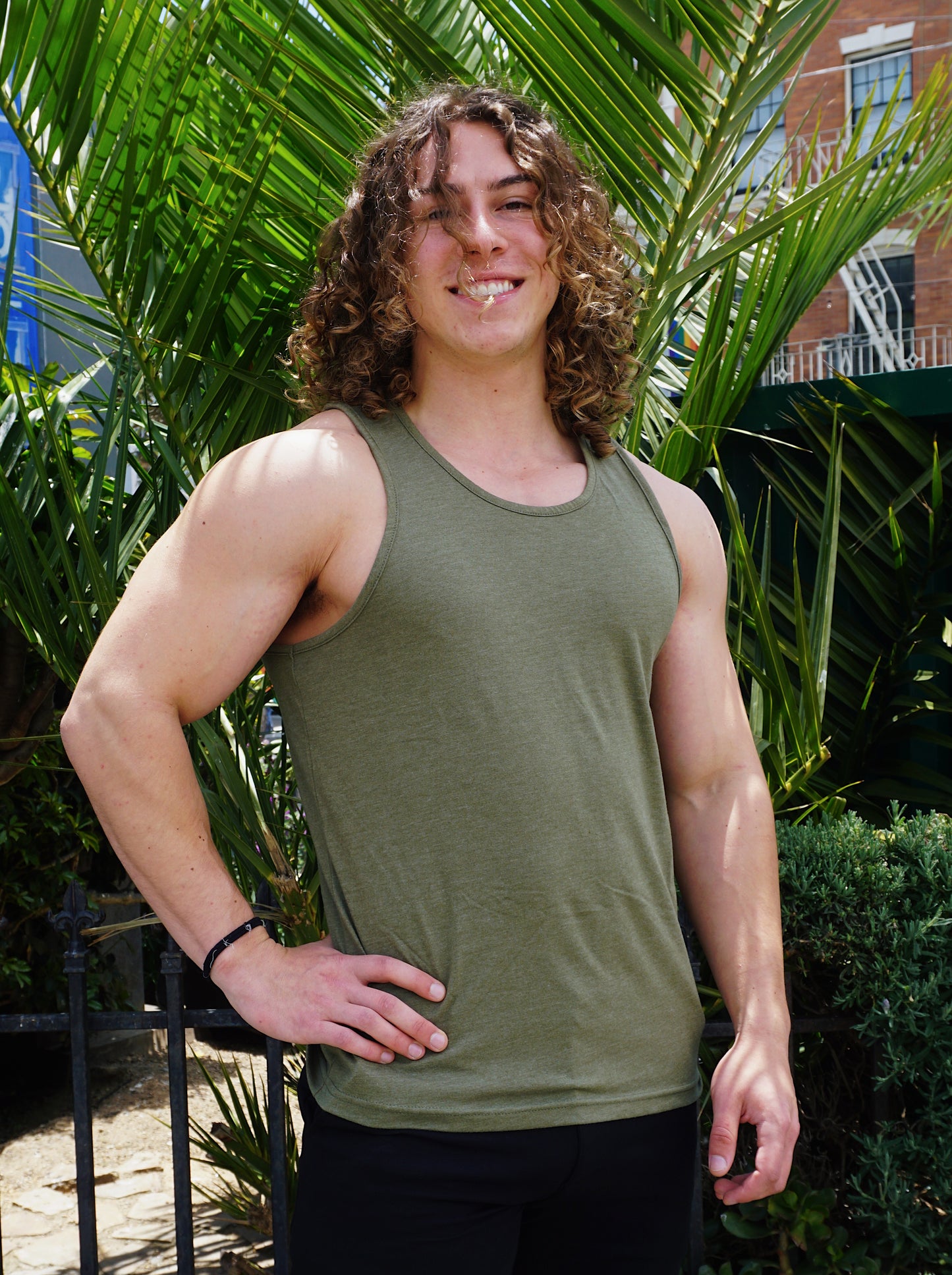 ROLO PREMIUM TANK - MILITARY OLIVE