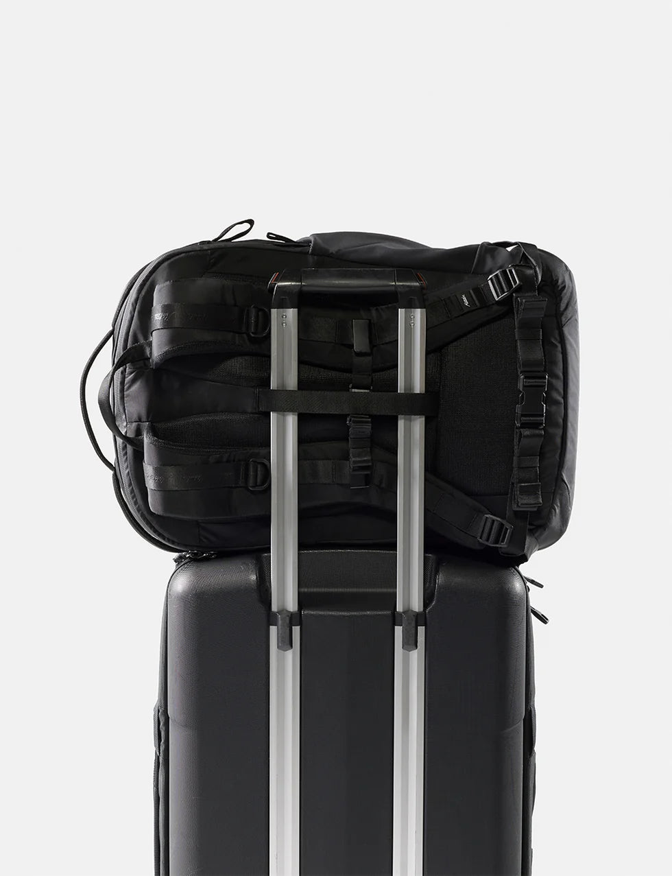 30L Carry On Travel Pack