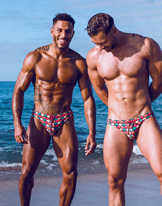V10 Swim Brief