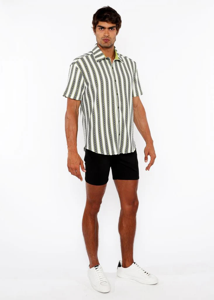 Zigzag Stripe Stretch Knit Short Sleeve Shirt
