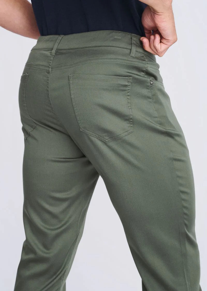 Lightweight Textured Stretch Woven 5 Pocket Jeans
