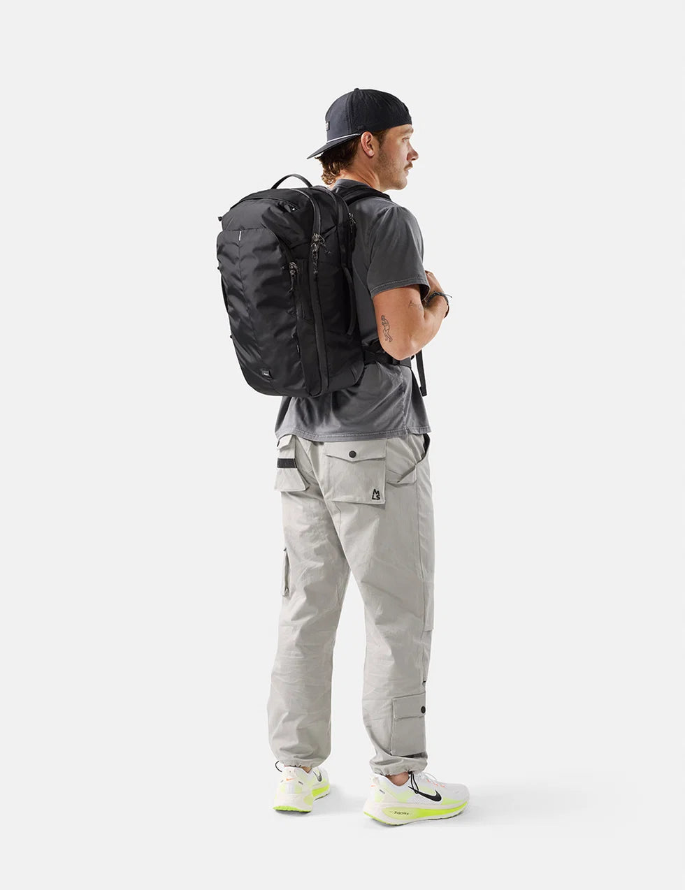 30L Carry On Travel Pack