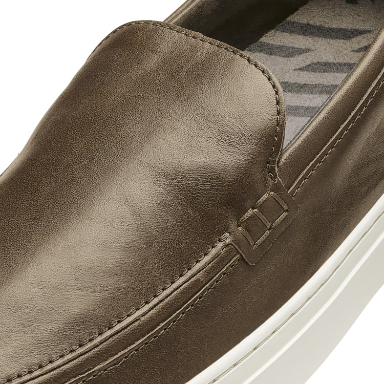 Kou Slip On