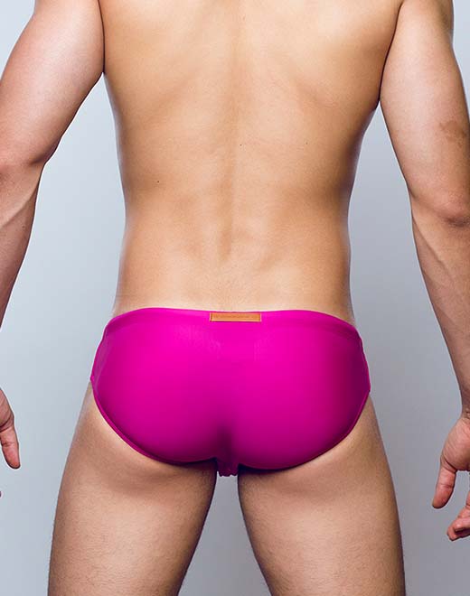 V10 Swim Brief