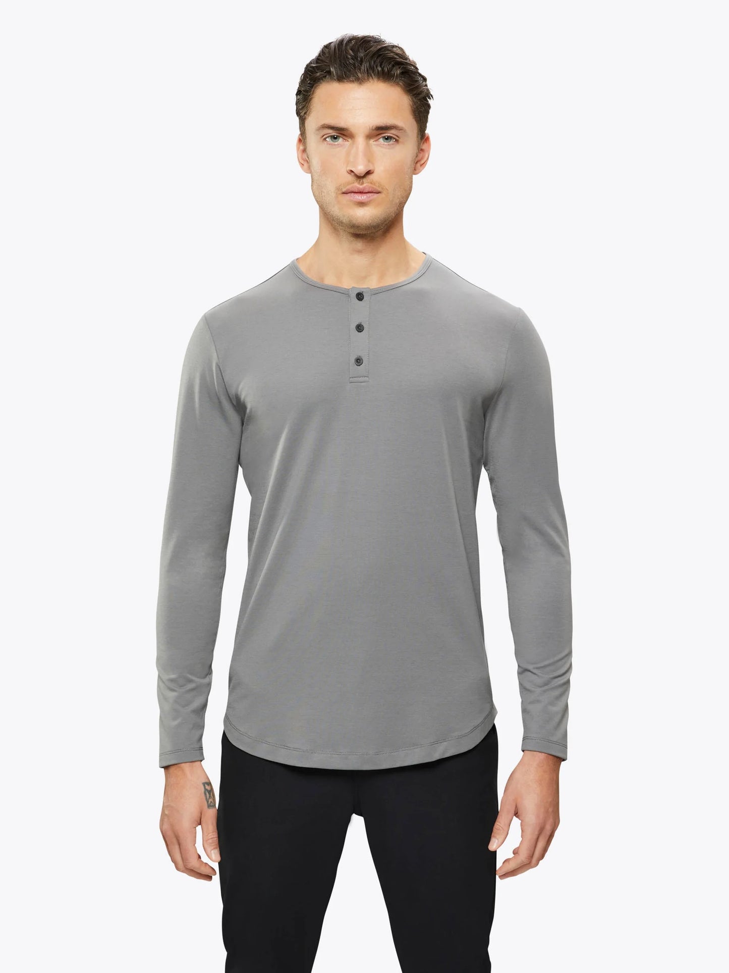 AO Long Sleeve Henley Curve-Hem