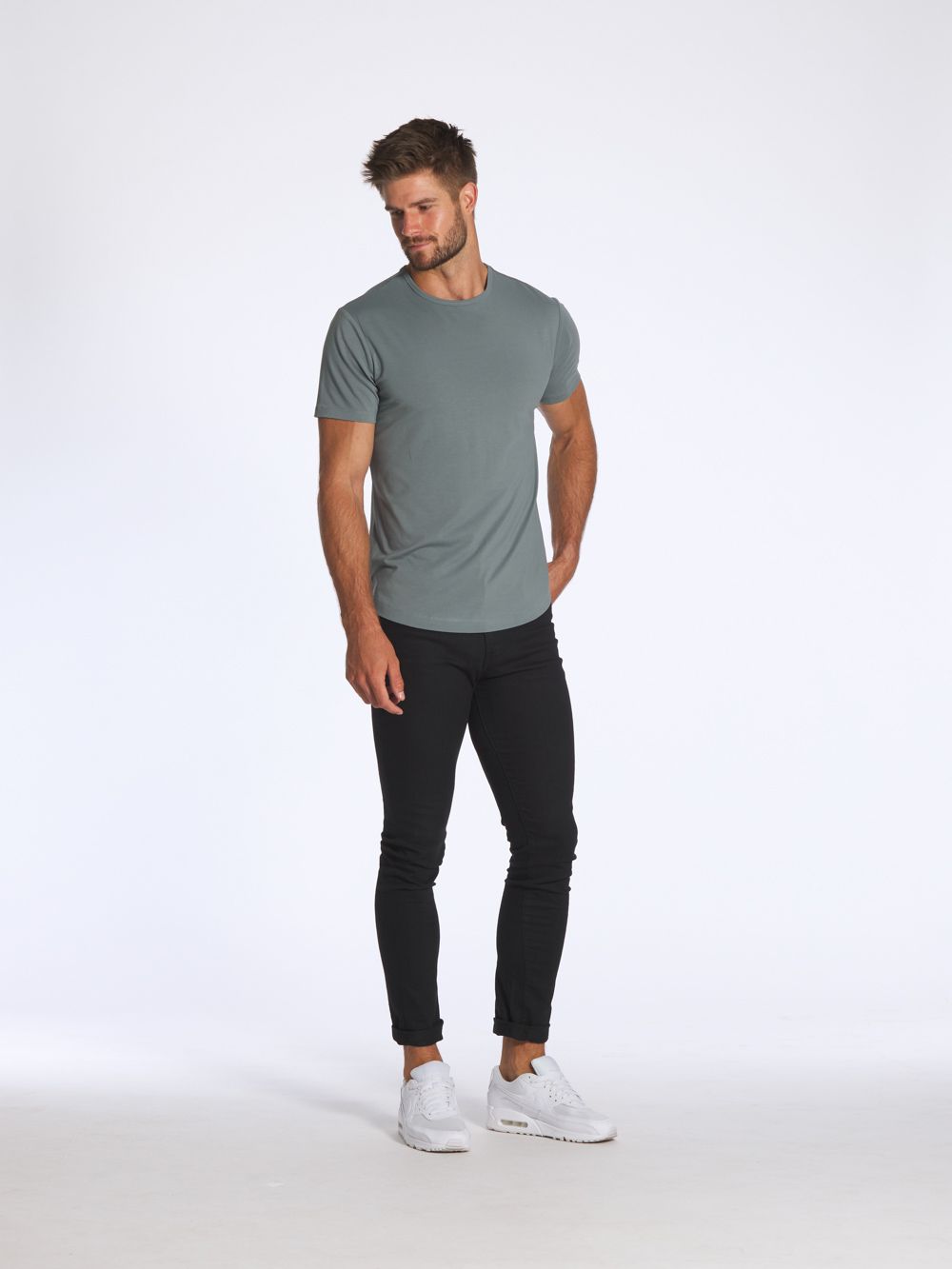 AO Curve-Hem Tee